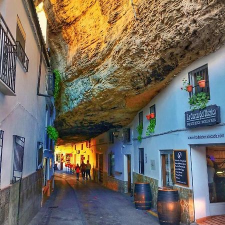 Villa Casa Cueva De La Sombra à Setenil De Las Bodegas Extérieur photo